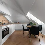 Daire Serbie - Design Et Climatises En Centre *