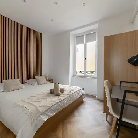 Appartement Serbie - Design Et Climatises En Centre Vichy