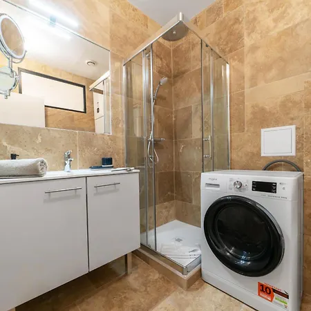 Daire Serbie - Design Et Climatises En Centre Vichy