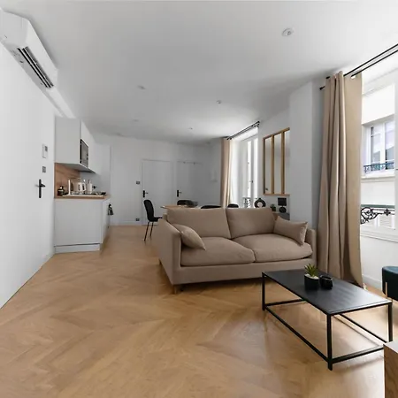 Serbie - Design Et Climatises En Centre Vichy