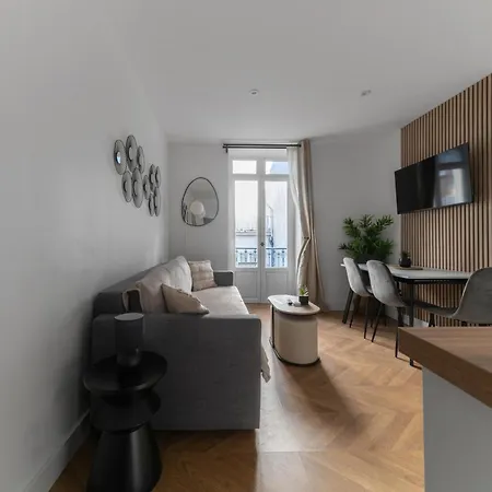 Apartment Serbie - Design Et Climatises En Centre