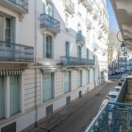 Serbie - Design Et Climatises En Centre Appartement *