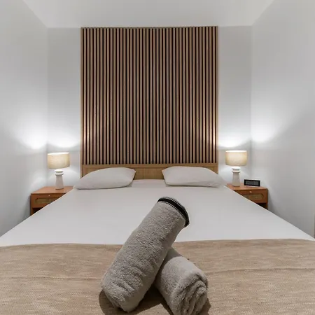 Serbie - Design Et Climatises En Centre