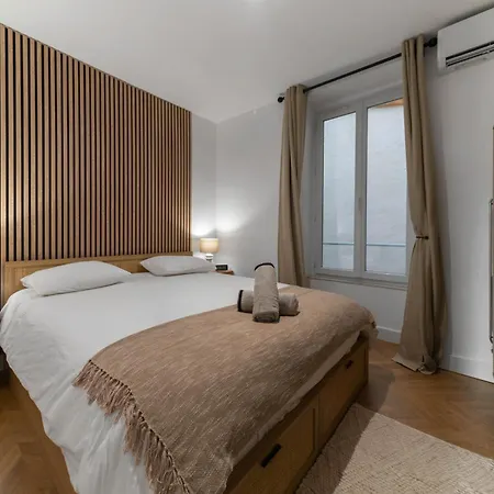 Appartement Serbie - Design Et Climatises En Centre *