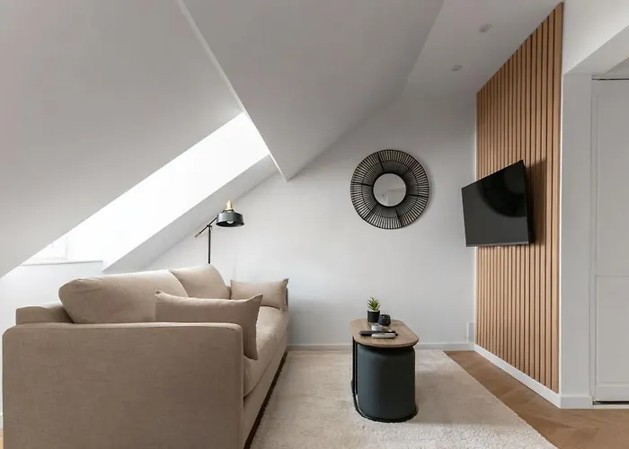 Serbie - Design Et Climatises En Centre