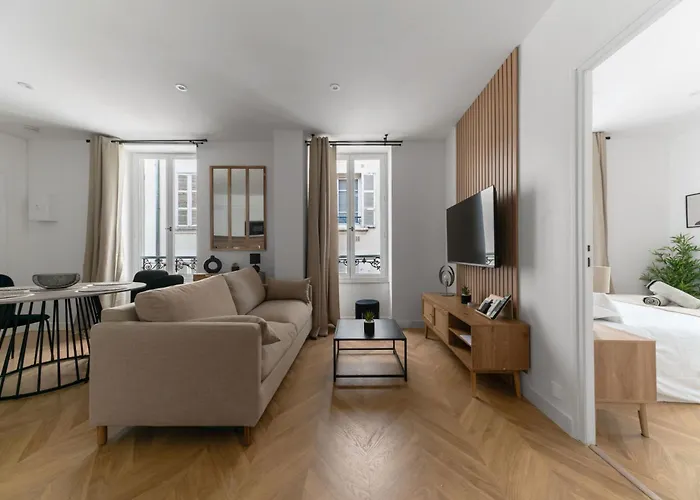 Serbie - Design Et Climatises En Centre