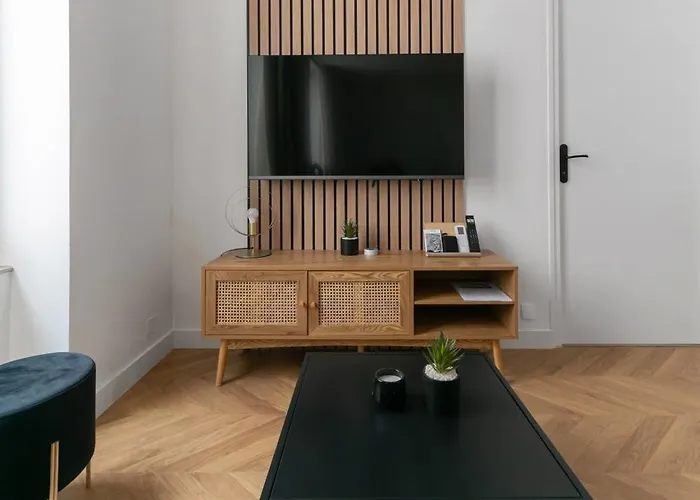 Serbie - Design Et Climatises En Centre Διαμέρισμα Βισύ