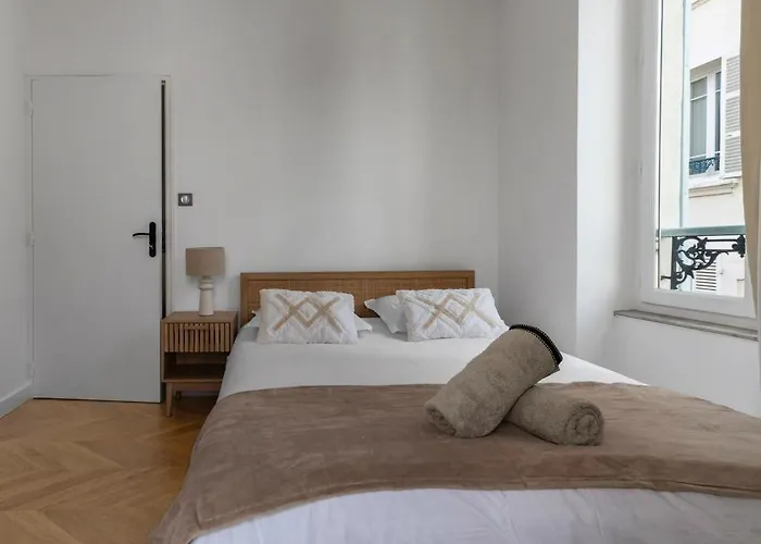 Serbie - Design Et Climatises En Centre Διαμέρισμα Βισύ