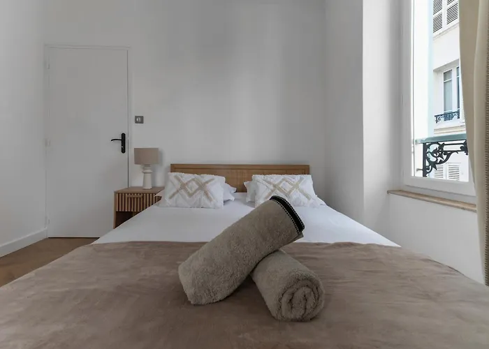 Serbie - Design Et Climatises En Centre Διαμέρισμα