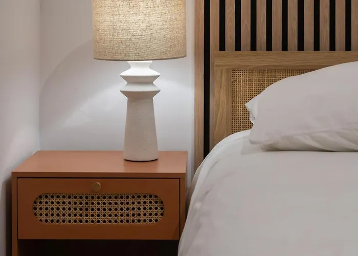 Serbie - Design Et Climatises En Centre Βισύ